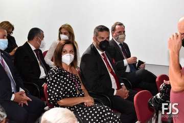 Entrega del título de Hijo Predilecto a Luis Arencibia a título póstumo/Francisco Javier Santana y TA.